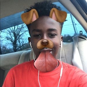 Meet your Posher, Devin